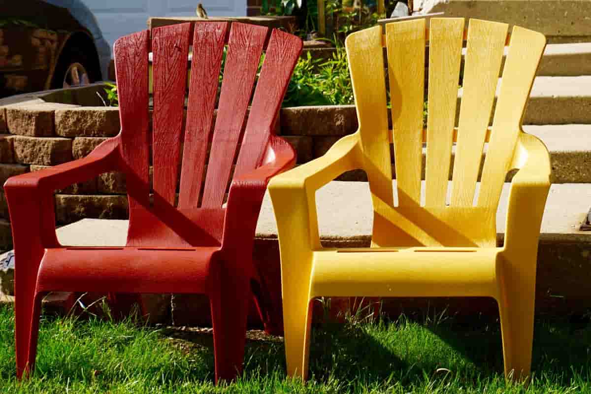 hard plastic outdoor chairs materials