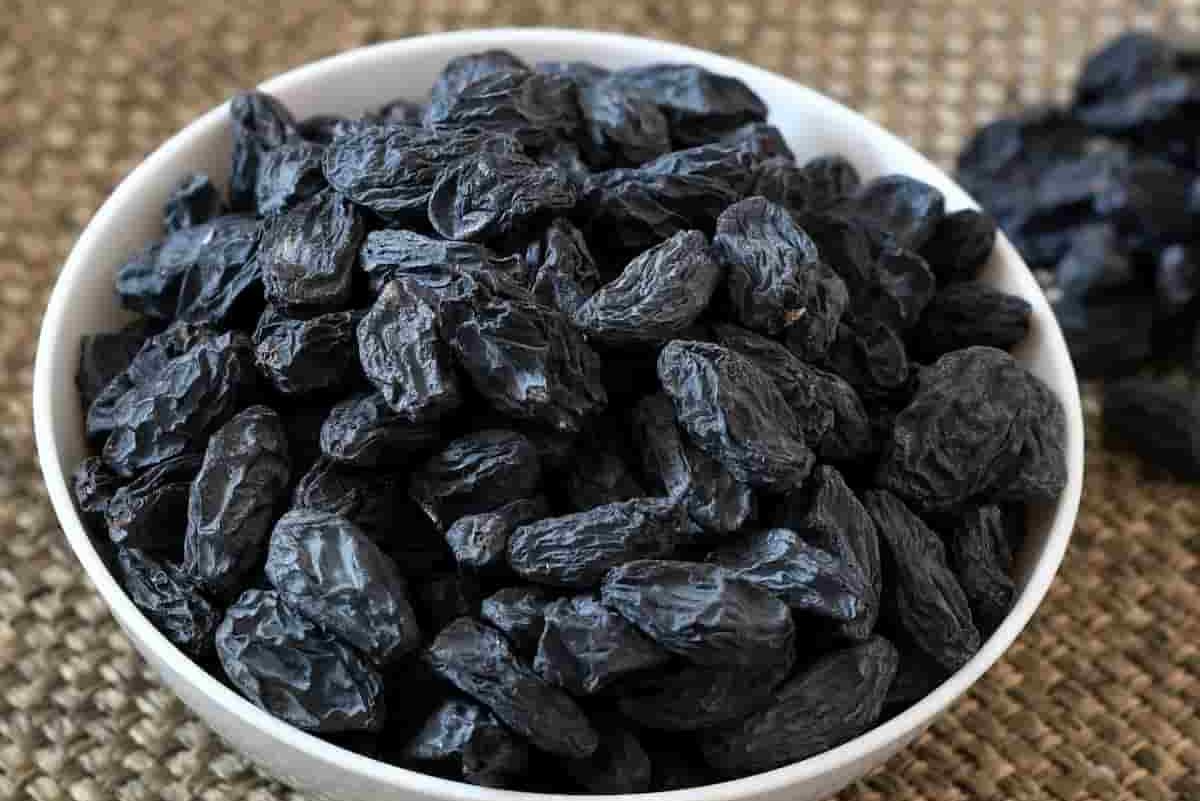 green raisins benefits
