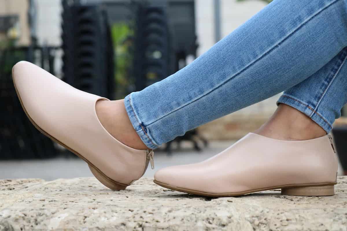 leather shoes for women outfit