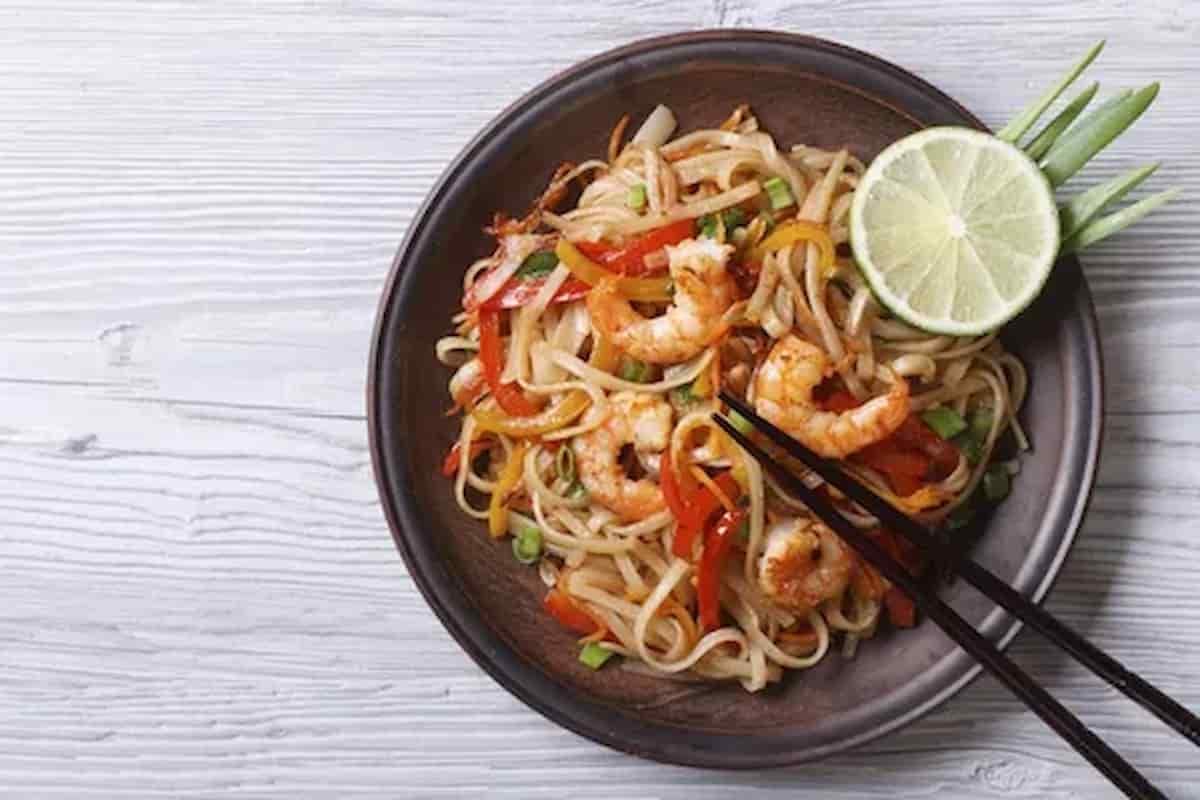 shrimp noodles asian