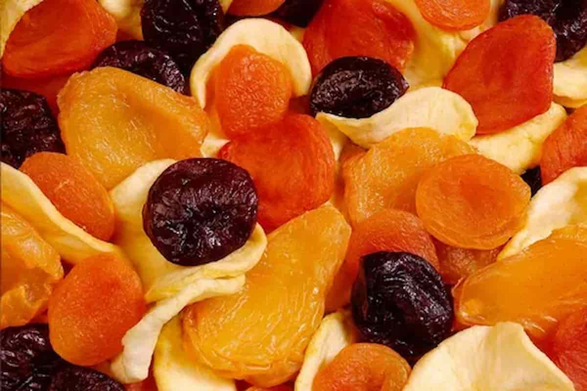 dried apricot fruit