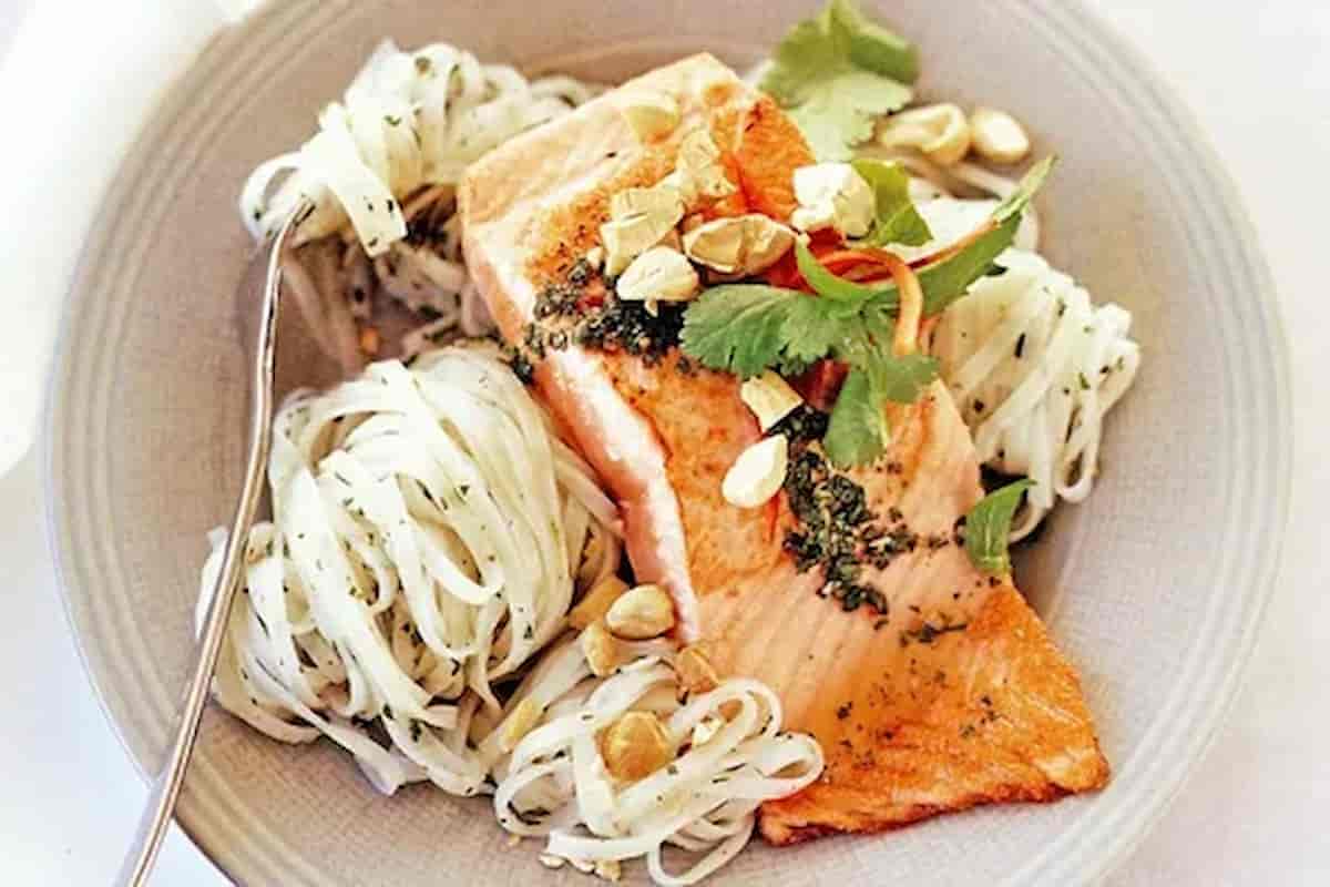salmon noodles recipe