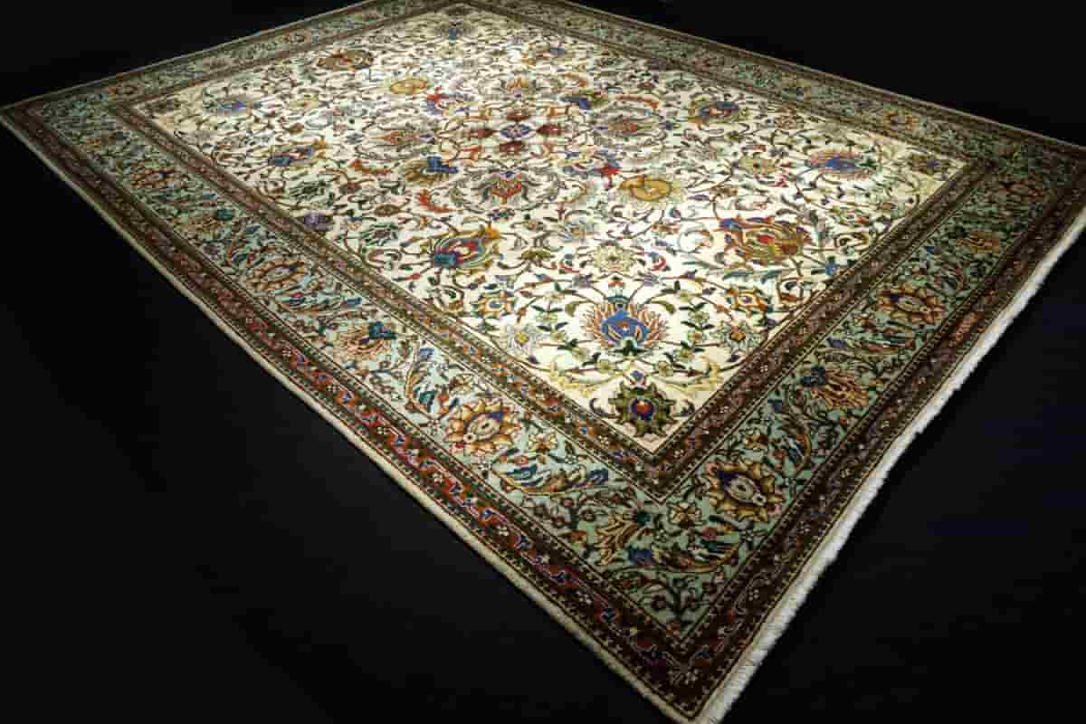 persian carpet price in iran