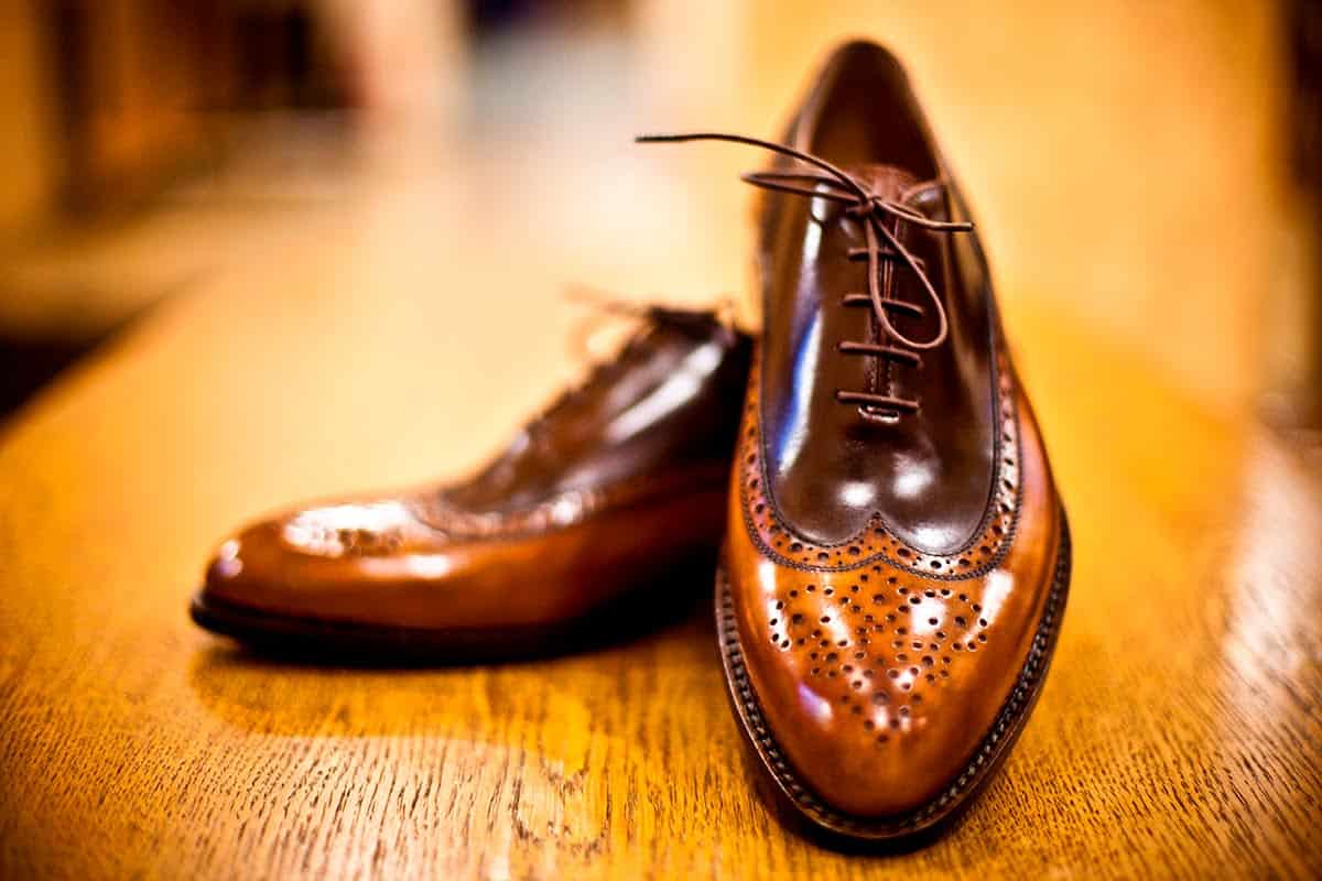 oxford leather shoes characteristics