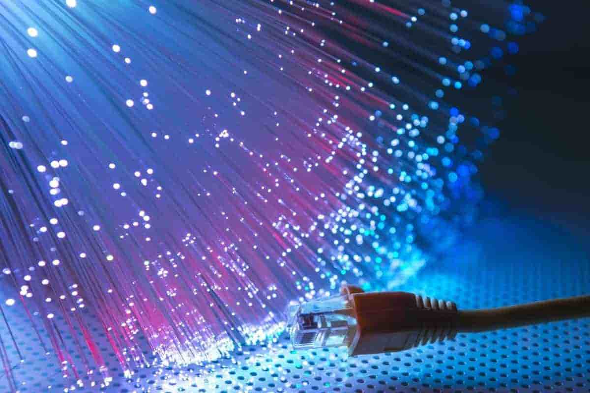 optical fiber cable image