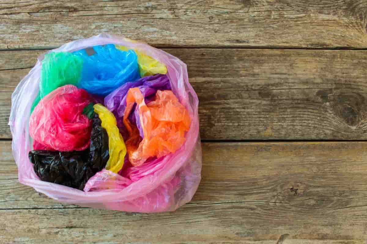 benefits of using disposable plastic bags
