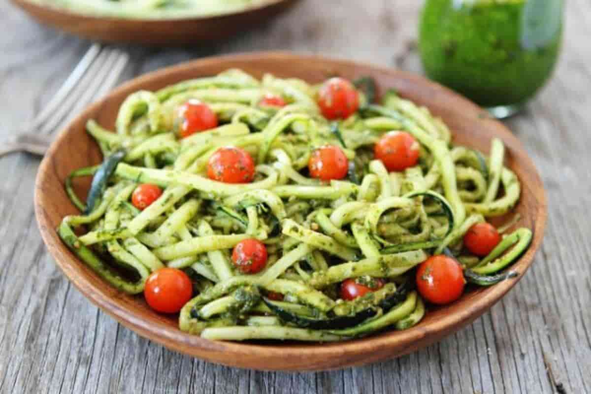 zucchini noodles with chicken