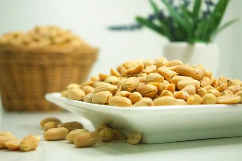 Peanut kernel calories