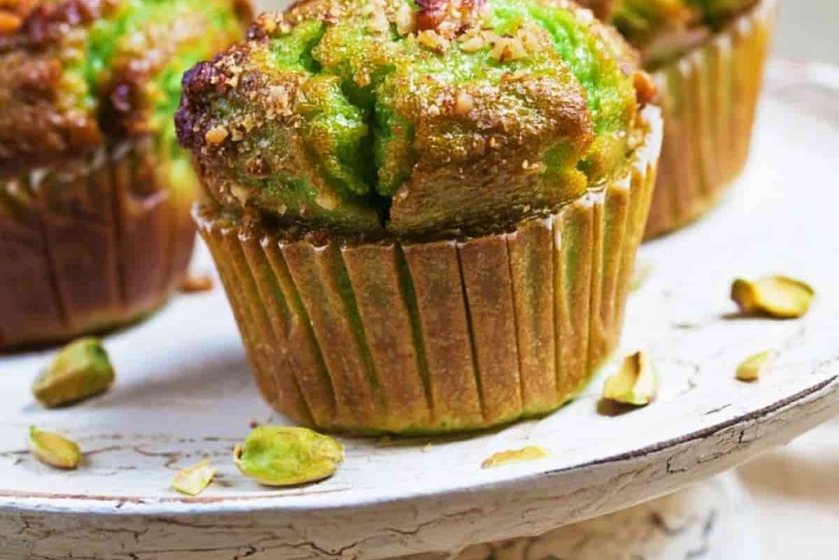 pistachio muffins recipe