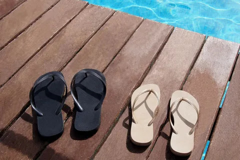 rubber sandals for women