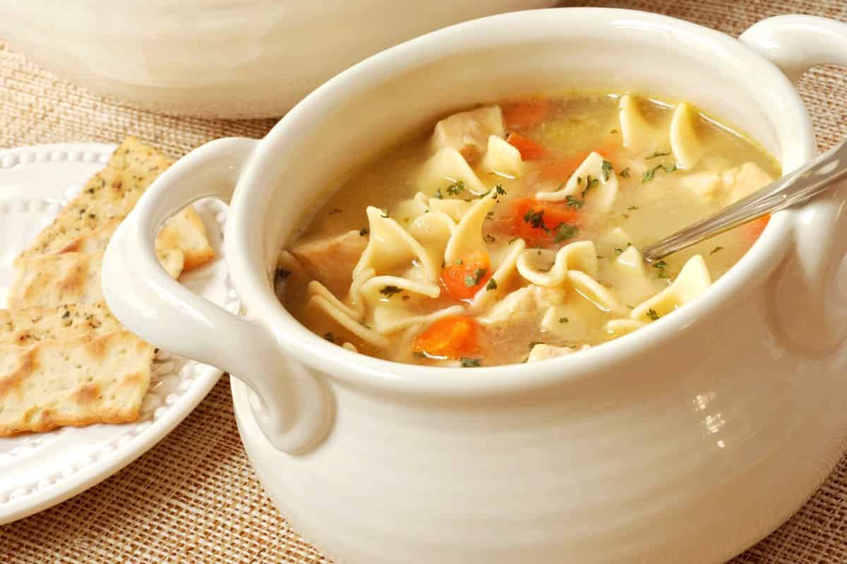 chicken noodle soup with canned chicken