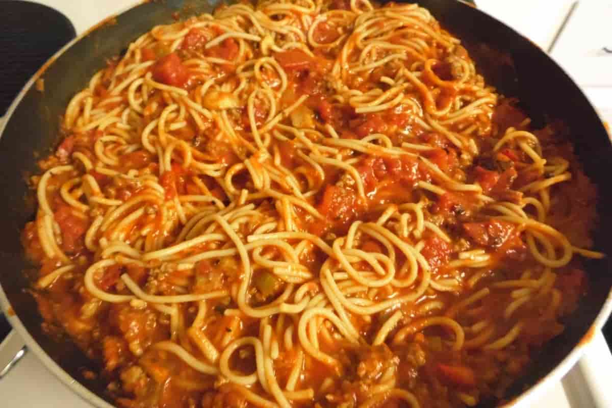 quick spaghetti sauce with canned tomatoes