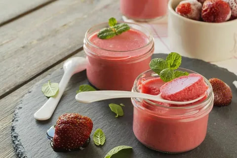 strawberry puree for cakes