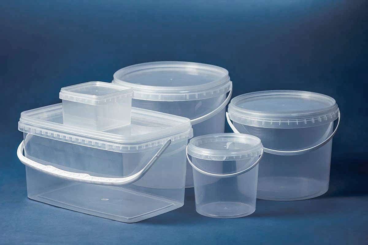 disposable plastic containers