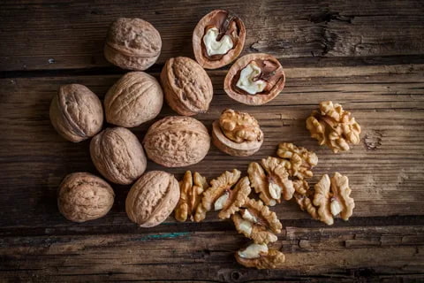 Buy the best types of walnuts at a great price