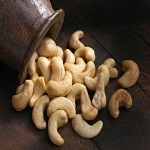 بادام هندی لوکس؛ خام شور حاوی امگا 3 پرکالری cashew