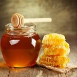 قیمت و خرید عسل طبیعی موم دار با مشخصات کامل