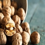 گردو چالوس walnut درشت بدون پوسیدگی رنگ روشن دارای مواد مغذی