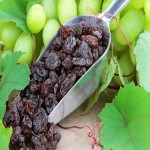 مویز درجه یک raisins شیرین گوشتی دانه دار رنگ تیره