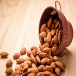 بادام درختی تازه Almond قهوه ای تقویت سیستم ایمنی بدن
