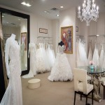 لباس عروس لاکچری در تهران؛ ساتن گیپور 4 رنگ سفید نباتی کرمی شیری