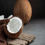 نارگیل تازه در تهران coconut منبع غنی ویتامین طبع گرم