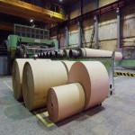 کاغذ لاینر ایرانی Paper رولی منشا بازیافت وزن سبک سایز متنوع