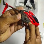 هلیکوپتر کنترلی اسباب بازی ارزان؛ قابلیت شارژ کنترل از راه دور