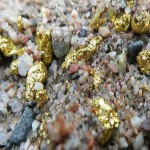 خاک طلا در ایران؛ رنگ طلایی براق عیار بالا خالص معدن آذربایجان شرقی