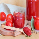 رب گوجه نیم کیلویی؛ طبیعی خوشرنگ فاقد مواد شیمیایی طعم رنگ دهنده غذا