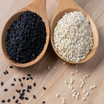 کنجد خام کیلویی؛ گیاهی دو لپه ای 3 کاربرد صنایع خوراکی دارویی آرایشی Sesame