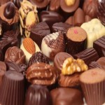 شکلات گرد؛ تلخ شیری مغزدار حاوی منیزیم ویتامین ث تولید witzerland
