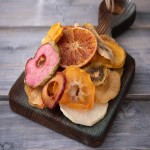 چیپس میوه تواضع؛ استوایی طالبی پرتقال سیب بسته بندی 500 گرمی