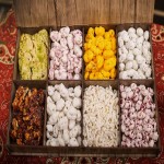 نقل ریز سفید؛ زنجبیلی نعنایی گل محمدی تولید ارومیه IRAN