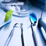 سرسوزن دندانپزشکی denject؛ روکش سیلیکونی (زرد خاکستری) استاینلس استیل