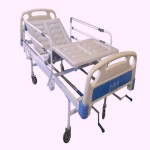 تخت بیمارستانی دو شکن؛ برقی اورژانس قابل شستشو مکانیکی