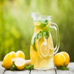 شربت گلاب و لیمو؛ نشاط آور بهبود افسردگی درمان گلو درد سرفه lemon syrup