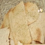 نان خشک در مازندران؛ تنوری ماشینی جو فیبر ویتامین B زیره (نایلونی)