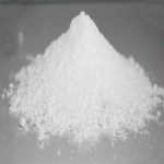 کربنات کلسیم سدیم (سنگ آهک) جامد سفید شامل آمونیاک نمک