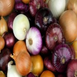 سیب زمینی و پیاز در تره بار؛ سبزیجات ریشه ای سلامت قلب برداشت خرداد تیر onion