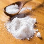نمک جهرم؛ سفید خالص حجم 1000 گرمی حاوی مس ویتامین Magnes
