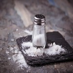 نمک غذا؛ ریز درشت طبع گرم مناسب مصارف خوراکی دارویی salt