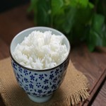 برنج اصفهان؛ سفید دانه کوتاه خوش پخت (کربوهیدرات کلسیم آهن)
