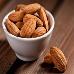 بادام درختی؛ مامایی سنگی کاغذی ویتامین E ضد سرطان almond