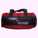 کیف ورزشی tommy Hilfihger؛ جادار بادوام ضخیم رنگ (مشکی آبی قرمز)