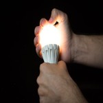 لامپ شارژی لیتو؛ باتری قطعی برق روشنایی (6 8) ساعت