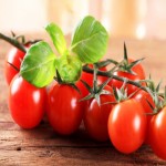 گوجه فرنگی و فشار خون؛ کروی قرمز کوچک بزرگ آبدار حاوی ویتامین C