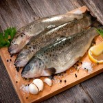 ماهی سالمون گوشت سفید؛ چشم جورابی کینگ حاوی آهن کلسیم Omega 3