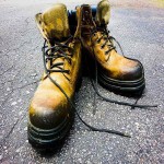 کفش ایمنی فرزین مدل کاوه؛ نسوز ضد تعریق پاپوش polymeric