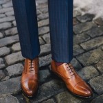 کفش مجلسی مشکی مردانه؛ چرم پاشنه پهن استاندارد 2 رنگ مشکی Brown